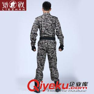 迷彩專區(qū) 槍迷迷彩服套裝 叢林通用迷彩服 戶外野戰(zhàn)作訓(xùn)迷彩服批發(fā)