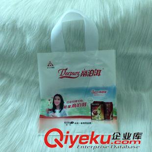 +生產(chǎn)PE啤酒袋/燙條袋 山東專供PE啤酒袋 高檔精美手提袋