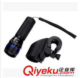 迷你型小手電 廠家批發(fā) zp3W自行車強(qiáng)光手電 旋轉(zhuǎn)變焦 強(qiáng)光手電夜騎裝備必備