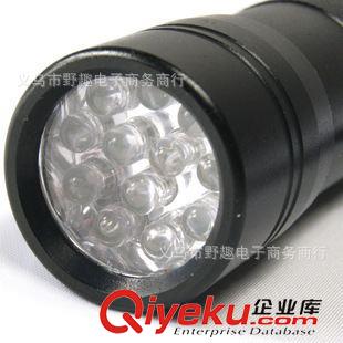 驗(yàn)鈔手電 爆款手電筒 12led紫光手電筒 UV驗(yàn)鈔燈 廠家現(xiàn)貨批發(fā)