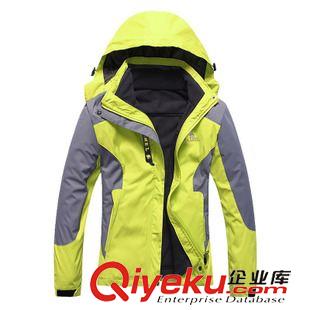 Camel/駱駝 2015新款沖鋒衣女三合一兩件套可拆卸防水戶(hù)外休閑登山服一件代發(fā)