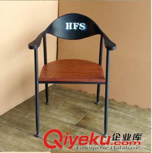 桌椅套餐組合 乾輝美式復(fù)古風(fēng)格鐵藝凳 酒吧咖啡廳專用桌椅 顏色隨機廠家供應(yīng)