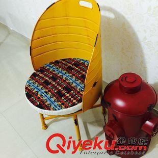 工業(yè)鐵皮系列 歐式餐廳鐵藝椅子餐椅 個(gè)性時(shí)尚鐵皮餐廳飯店椅子彩色快餐金屬椅