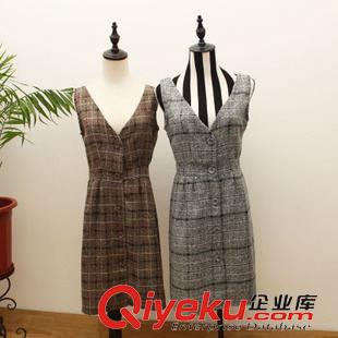 9.1秋裝新款 韓國(guó)東大門2015秋冬新款女裝純色寬松雙口袋燈芯絨背帶裙女