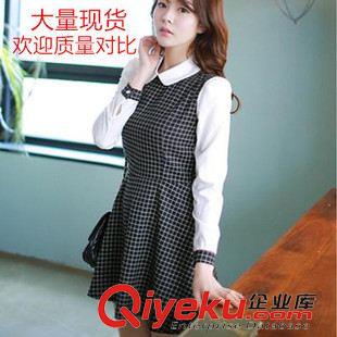 0.0 2015秋裝新款韓版氣質長袖繡花衛衣兩件套休閑時尚套裝大碼女裝潮