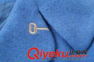 10月16號 周五上新 琪 2015秋冬新品中長款鑰匙繡花大翻領繭型藍色羊毛呢大衣外套女原始圖片2