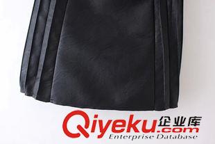 10月14號 周三上新 TB2015秋季新款歐美風(fēng)百搭仿皮壓褶A字半身短裙時尚高腰修身皮裙