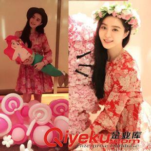 10月6號(hào) 周二上新 KM高端品質(zhì)破洞牛仔背帶褲女長(zhǎng)褲2015秋裝新款韓版寬松連體褲女潮