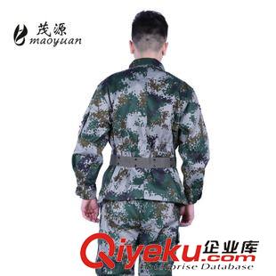 外軍迷彩服 廠家批發(fā)迷彩服 專業(yè)定做軍訓戶外制服工作服07夏裝滌棉迷彩服