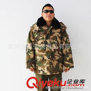 未分類 廠家批發保安物業加厚防寒大衣棉服制服新式迷彩軍綠大衣