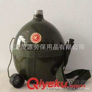 未分類 廠家批發軍迷戶外運動休閑時尚登山鋁制軍綠色普通水壺1.5公斤原始圖片3