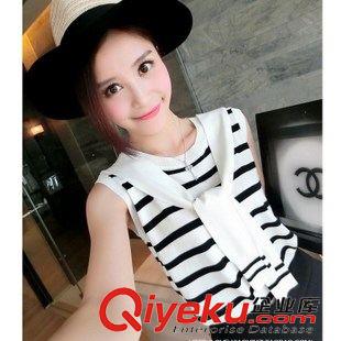 吊帶 小背心 裹胸 2015 小清新度假短款露背荷葉邊V領(lǐng)低胸碎花吊帶背心 女夏