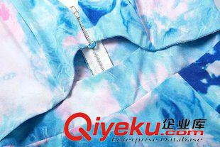 2015年7月24上新 歐美風2015秋季女裝新款  休閑時尚印花吊帶漏背連體褲