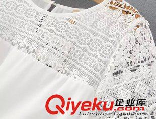 2015年6月4上新 歐美風(fēng)2015夏季女裝新款   休閑時(shí)尚圓領(lǐng)短袖蕾絲拼接雪紡襯衫原始圖片2