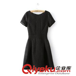 2015年4月22上新 2015夏季女裝新款  韓版休閑時(shí)尚中長(zhǎng)款卡通涂鴉花色寬松T恤