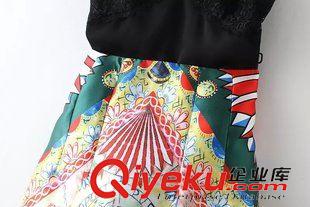 2015年4月13上新 2015夏季女裝新款  歐美風(fēng)休閑時(shí)尚 數(shù)碼印花 蕾絲邊套裝連衣裙原始圖片3