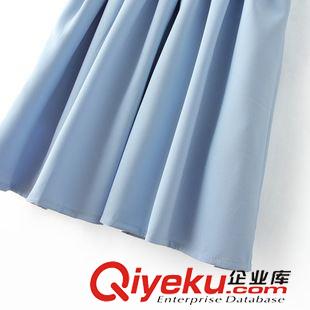 2015年4月4上新 2015夏季女裝新款  韓版時(shí)尚V領(lǐng)百褶擺純色背心裙原始圖片3