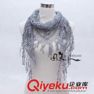 圍巾，絲巾 妮爾達專柜zp 韓國秋冬女圍巾 刺繡帶亮片三角圍巾披肩6021