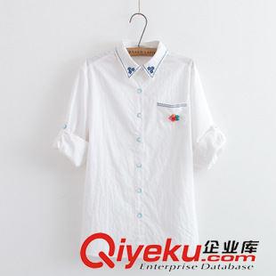 襯衣/襯衫 新款長袖女式襯衣 時尚學(xué)院風(fēng)刺繡花朵翻領(lǐng)兩用袖女式襯衫批發(fā)