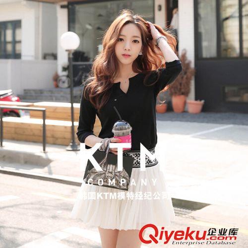 韓國經(jīng)濟(jì)拼拍 - 全包 韓國KTM模特?cái)z影女裝拍攝服裝拍照中老年孕婦裝產(chǎn)品原始圖片2
