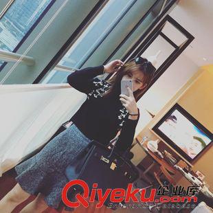 10月24號新款 加盟女*秋冬新品 韓版時(shí)尚寬松百搭灰色荷葉邊呢子高腰半身裙中裙原始圖片3