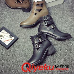 9月新款推薦 廠價(jià)直銷新款英倫風(fēng)粗跟短靴鏤空及踝靴子秋季女鞋皮帶扣潮靴