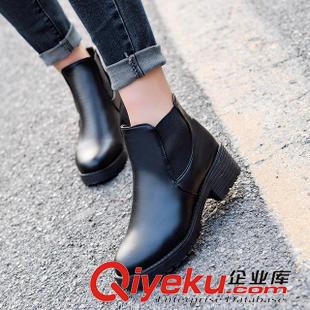 圓頭跟鞋 女鞋批發(fā)2015秋季新款英倫風(fēng)馬丁鞋粗跟復(fù)古防水臺(tái)高跟靚鞋女