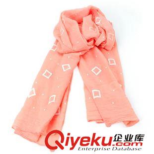 10月22號(hào)新品 秋冬時(shí)尚百搭點(diǎn)點(diǎn)保暖圍巾 棉麻加長加寬圍巾 淘寶熱賣義烏批發(fā)