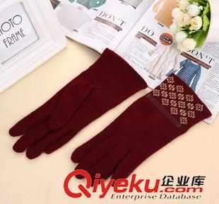 10月21號(hào)新品 十元店貨源 冬季毛呢女士手套 繡花邊保暖五指手套 地?cái)偘儇浥l(fā)原始圖片3