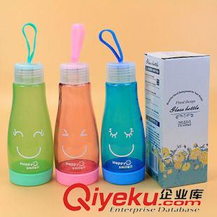 10月12號新品 彩色創意便攜式水杯 可愛笑臉硅膠套玻璃杯 十元店貨源百貨義烏原始圖片3