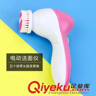 10月11號(hào)新品 廠家直銷 五合一電動(dòng)潔面儀 臉部按摩器 美容工具潔面刷 義烏批發(fā)原始圖片2