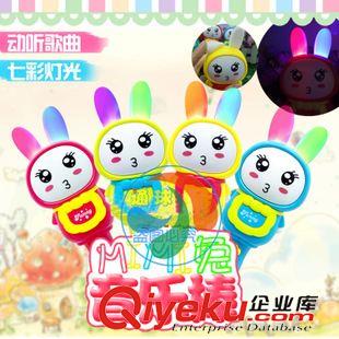 閃光新奇玩具 2015新款熱銷糖果迷你軟耳朵兔子音樂棒帶燈光音樂兒童玩具環保料原始圖片2