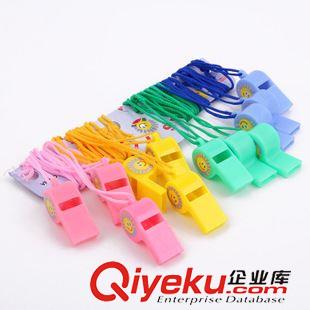 口哨 塑料足球口哨 世界杯足球裁判口哨 助威道具兒童道具廠家直銷原始圖片3