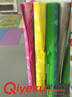 嬰兒游戲墊baby play mat  Disney迪士尼zp(PU)環(huán)保彩印兒童墊爬行墊維尼+維尼雙面游戲墊原始圖片3