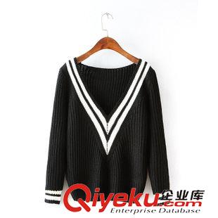 9.6新款 15秋裝新款 修身款歐美風深V領黑白拼色套頭毛衣 女