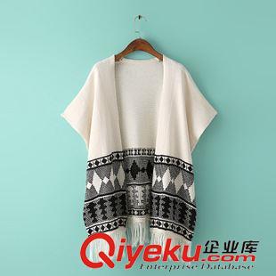 8.9新款 15秋裝新款 歐美幾何撞色圓領(lǐng)破洞針織套頭毛衣 女