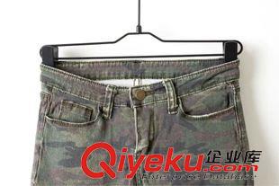 牛仔褲 韓國(guó)代購(gòu)2015夏新款時(shí)尚迷彩破洞顯瘦百搭小腳牛仔褲女 一件代發(fā)原始圖片2