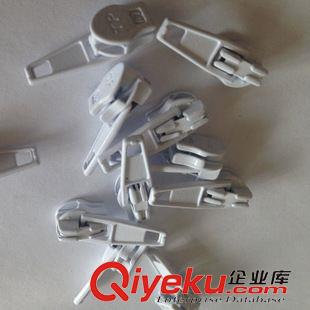 拉頭 拉鏈專家  3號(hào)白色尼龍帶標(biāo)拉頭  被罩抱枕拉鏈頭原始圖片2