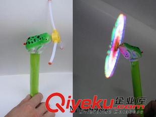 閃光系列 閃光節(jié)日舞會(huì) 電動(dòng)閃光玩具 小鳥(niǎo)/青蛙/海豚/小丑魚(yú)閃光音樂(lè)風(fēng)車(chē)原始圖片3