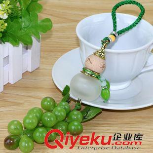 10月16號(hào)新品 新品葫蘆葡萄串掛件 可裝香水 車掛 汽車飾品 十元店貨源 批發(fā)原始圖片3