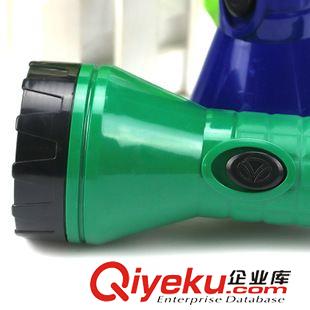 手電 LED充電手電筒強(qiáng)光手電家庭應(yīng)急照明燈具10元店9.9店貨源百貨批發(fā)原始圖片3