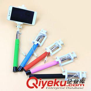 手機用品/MP3/小音箱 新款一拖3多頭數(shù)據(jù)線多功能充電器 義烏十元店精品貨源批發(fā)