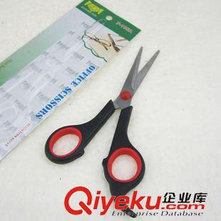 刀子 刨子 剪刀 美工刀 120剪刀 學(xué)生剪刀 日用品 學(xué)生剪刀 五金制品 兩元批發(fā) 百貨批發(fā)