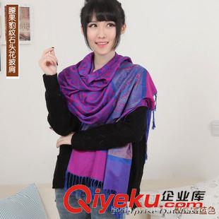 冬季 廠家批發(fā) 新款民族風(fēng)提花女款長圍巾 保暖棉質(zhì)云南麗江大披肩原始圖片2