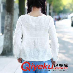 8月31日新品 2015秋款學(xué)院風(fēng)文藝小清新全棉繡花點(diǎn)點(diǎn)拼接抽繩襯衫2391原始圖片2
