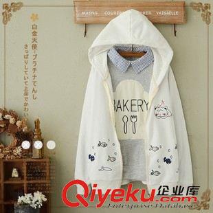 8月30日新品 秋裝新款卡通貓魚貼布刺繡連帽長袖百搭拉鏈開衫外套女2356原始圖片2