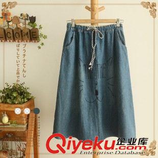 8月25日新品 秋季新款森女小房子大樹印花拼色袖套頭衛衣 女 2243