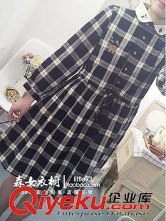 8月23日新品 2015秋季新款 森女系文藝格子拼色卡通口袋小貓刺繡長(zhǎng)袖襯衫2138