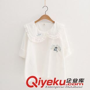 8月19日新品 秋冬新款森系小清新小貓花朵刺繡娃娃領棉麻長袖白襯衫女2054