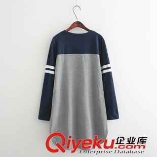 8月7日新品 2015秋裝新款 日系森女不規(guī)則前短后長(zhǎng)寬松字母中長(zhǎng)款休閑t恤1697